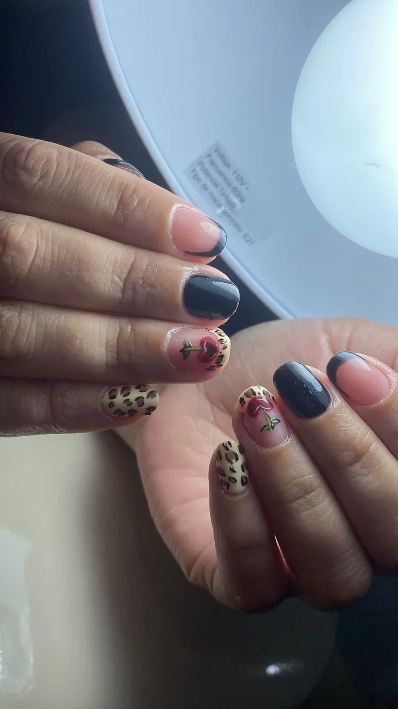 Semipermanente: Animal print y negro